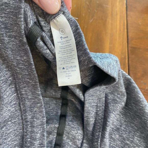 Ivivva Pull Over - Picture 2 of 2